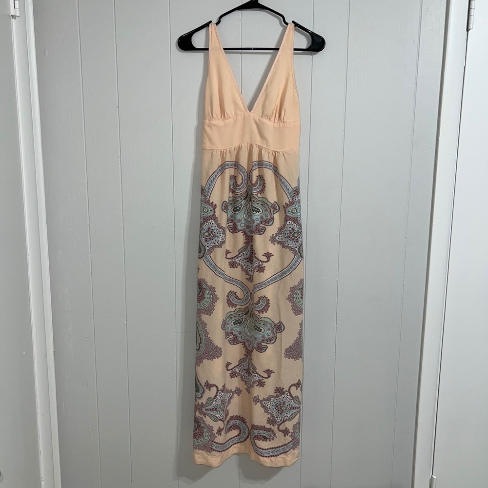 ANGIE Peach Paisley Maxi Dress Spaghetti Strap V‎ Neck Smocked Waist